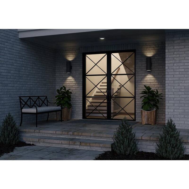 Colección de cilindros de iluminación Progress 5" Negro Linterna de pared LED moderna para exteriores hacia arriba y hacia abajo para entrada y cochera - P5675-31/30K
