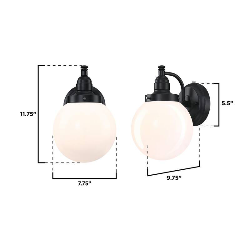Aplique de pared para exteriores Westinghouse Eddystone de 1 luz en color negro mate con cristal blanco opalino y sensor de atardecer a amanecer - 6121400