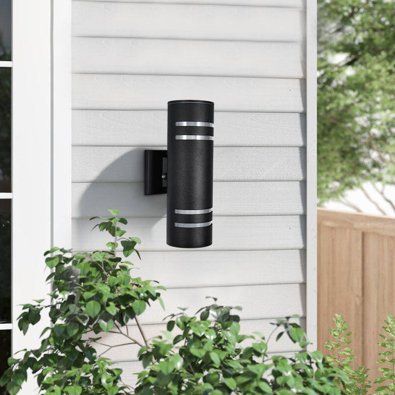 Linterna de pared exterior Kohls de 2 luces en negro mate con sensor de luz - 81010000032778