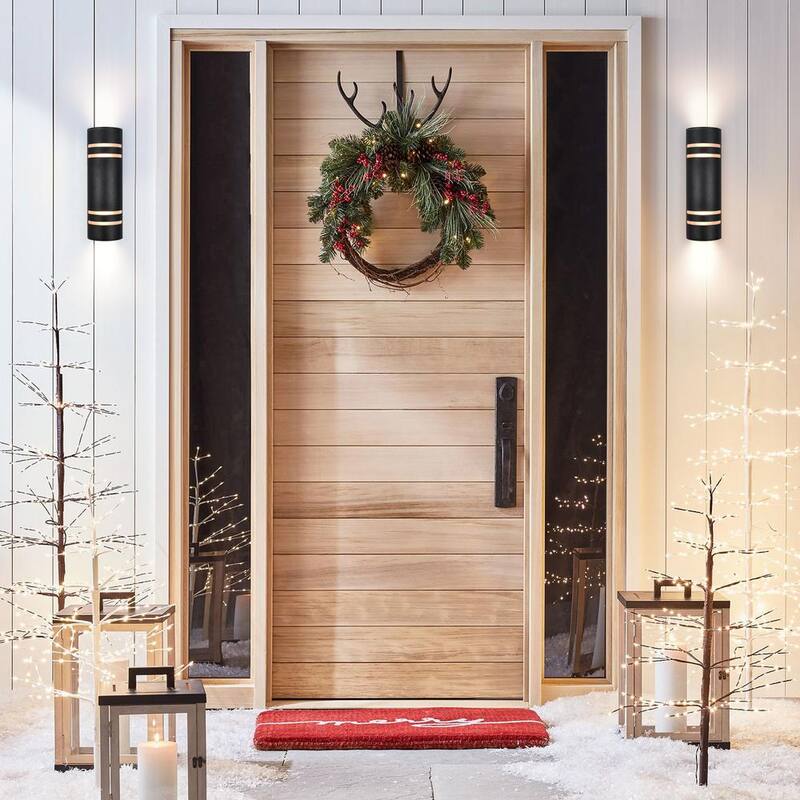 Linterna de pared exterior Kohls de 2 luces en negro mate con sensor de luz - 81010000032778