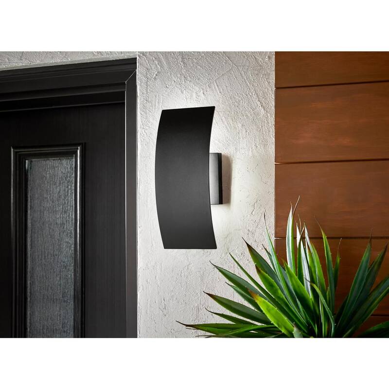 Colección de decoradores de hogar Gardi 11.75 in. 1-Luz Linterna de Pared Linterna de Pared de Exterior Integrada LED en Negro Arena con Vidrio Grabado - 23720