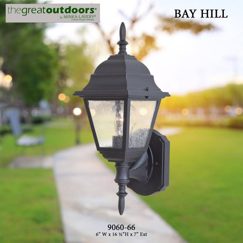 Los grandes exteriores de Minka Lavery Bay Hill Wall-Mount 1-Light Black Outdoor Wall Lantern Sconce - 9060-66.