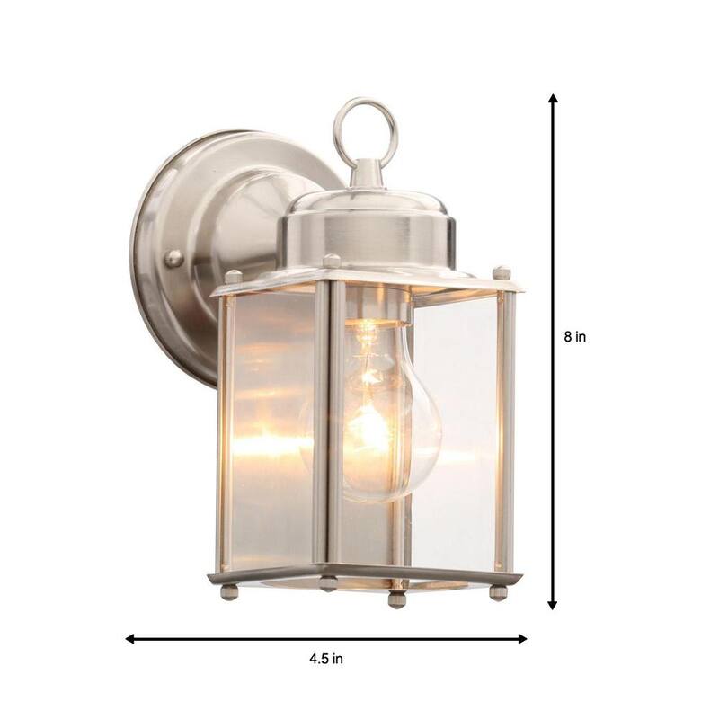 Lámpara de pared tradicional de exterior Progress Lighting de 1 luz en níquel cepillado con vidrio plano transparente - P5607-09