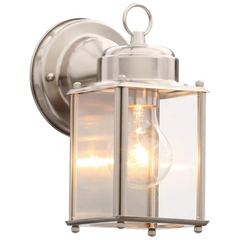 Lámpara de pared tradicional de exterior Progress Lighting de 1 luz en níquel cepillado con vidrio plano transparente - P5607-09