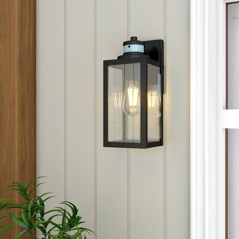 Lámpara de pared exterior Uixe 12 pulgadas con sensor de movimiento, luz tenue al amanecer y al atardecer, 1 luz, acabado negro mate - SSL-12121-MS