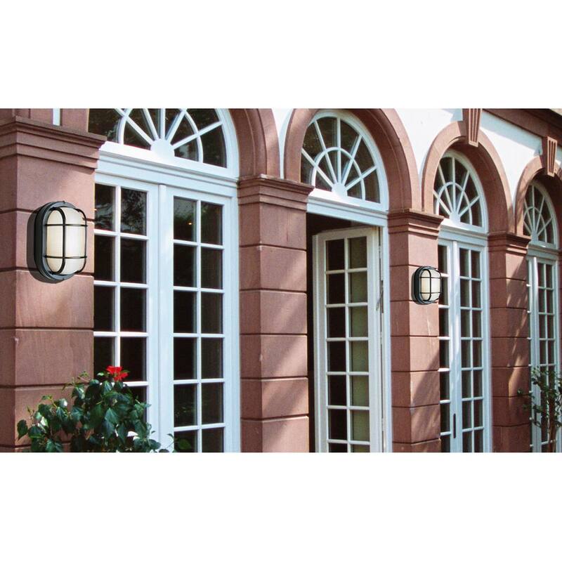 Bel Air Lighting Aria 11 pulgadas 1 luz Negro Oval Bulkhead Montaje de luz de pared exterior con cristal acanalado - 41015 BK