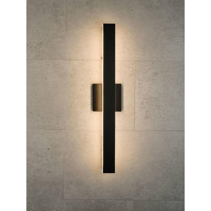 Luminaria de pared para exteriores de LED en color negro mate contemporáneo con conexión fija mediana de Progress Lighting - P560367-31M-CS