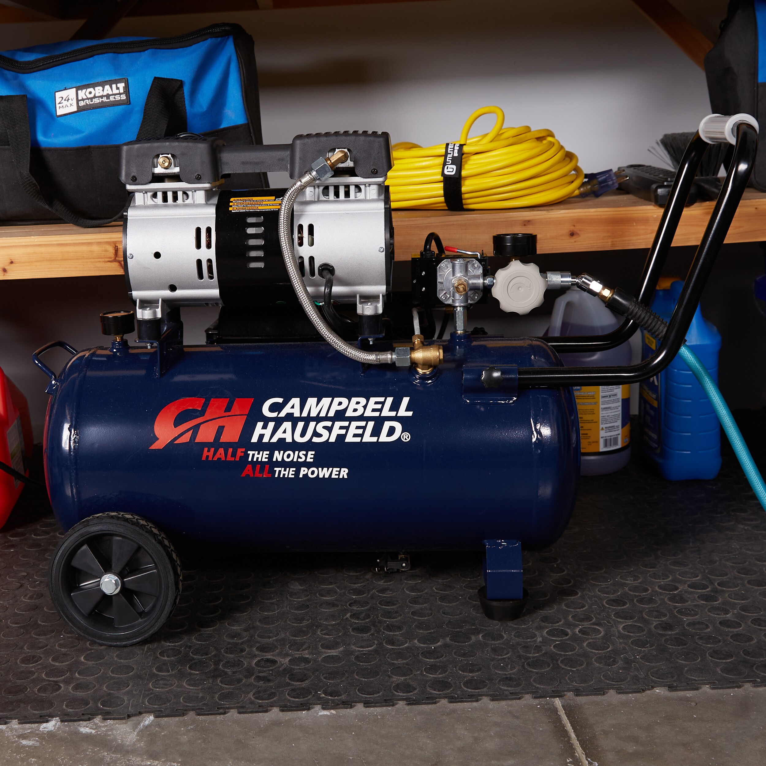 Compresor de aire eléctrico portátil Campbell Hausfeld de 8 galones y 125 PSI tipo Hot Dog - DC080500