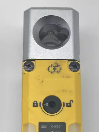 Keyence Safety Interlock Switch GS-71PC