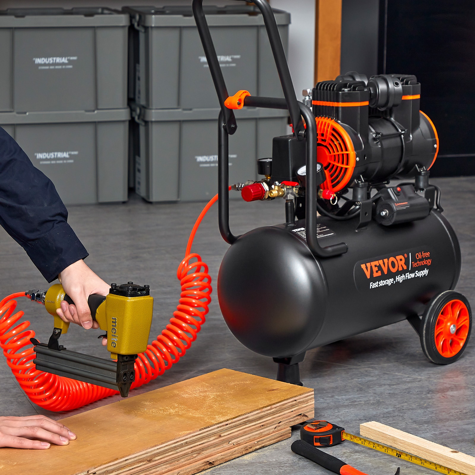 VEVOR Compresor de aire vertical portátil de gas de 4.8 galones y 115 PSI con accesorios incluidos - W24L1450W110VCQNYV1