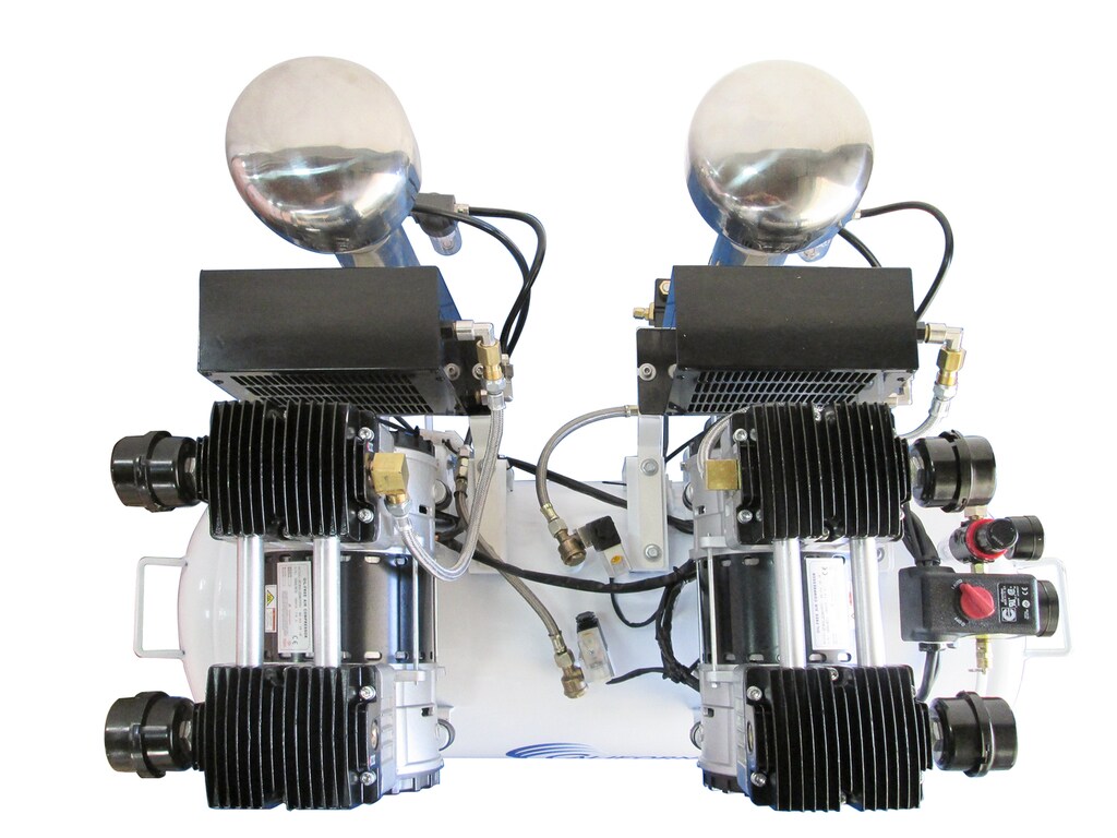 Herramientas de Aire de California Compresor de Aire Horizontal Eléctrico Estacionario de 20 Galones 130 PSI - 20040DCAD