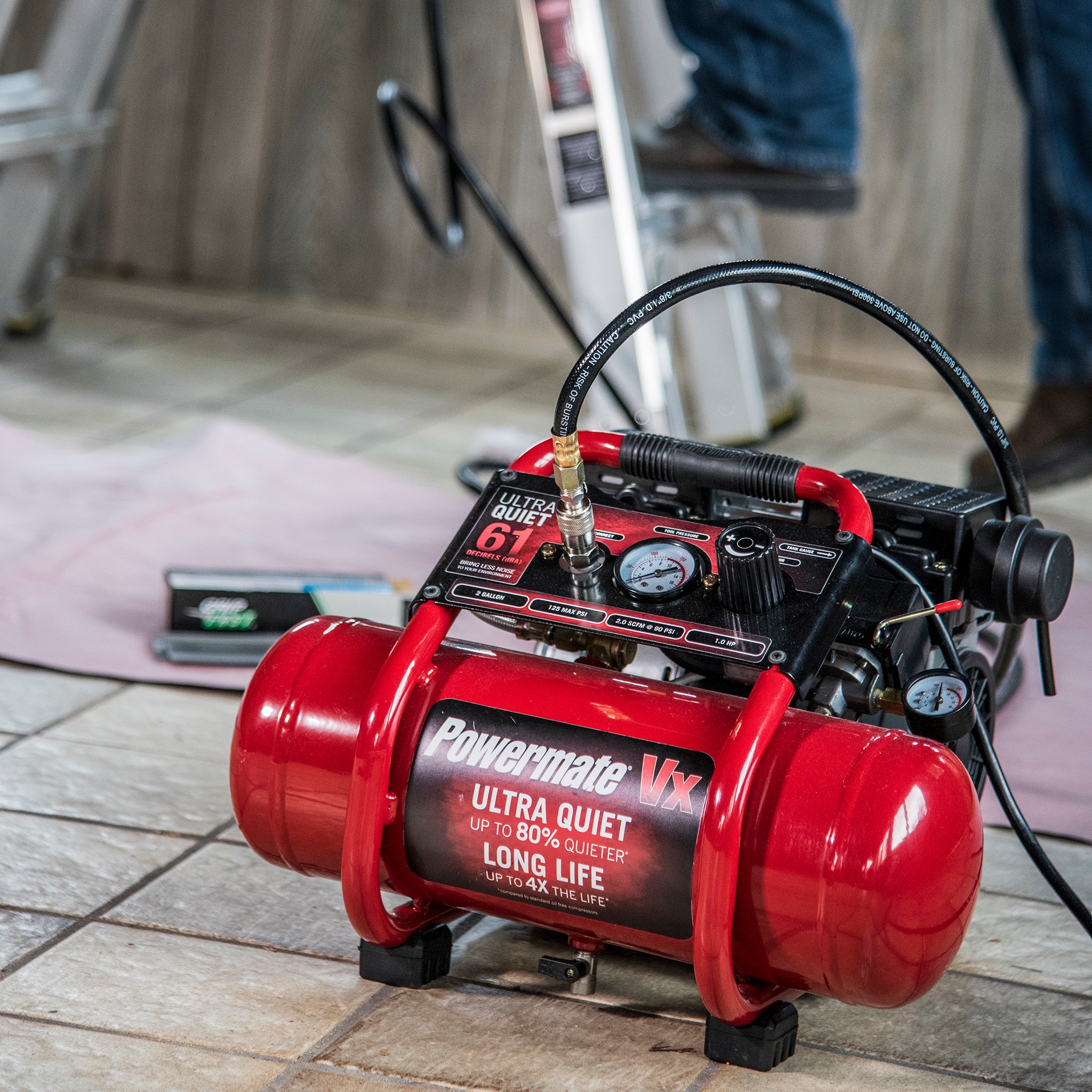 Powermate Powermate Compresor de Aire Portátil de 2 Galones y 125 PSI en Forma de Perrito Caliente - SAC22HPP
