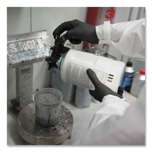 Gloveworks por Ammex Guantes industriales de nitrilo de alta resistencia, sin polvo, 6 mil, grande, negro, paquete de 1000 - GWBN46100