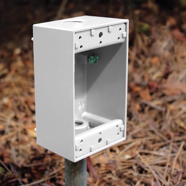 Sigma Electric Outlet Box, 1 Gang, Die-Cast Metal - 14250WH