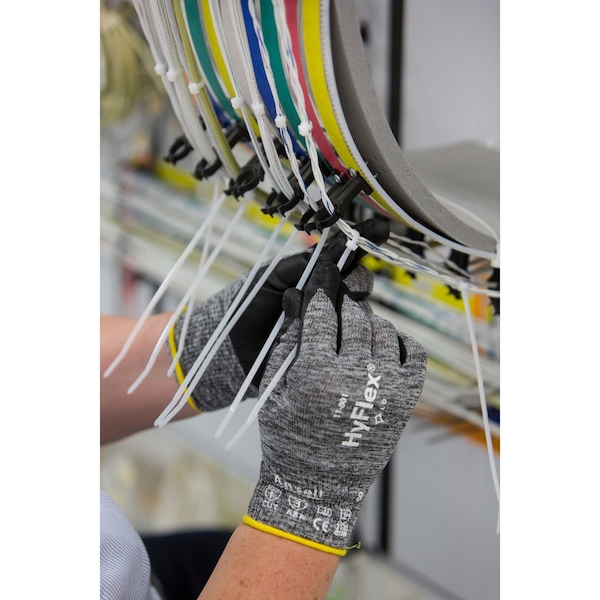 Ansell Hyflex, Guantes recubiertos de nitrilo espumoso, cobertura en la palma, negro, Nivel de abrasión 3, Grande (Talla 9), 1 par - 11-801