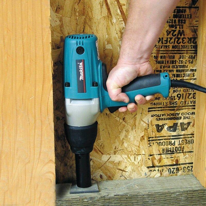 Llave de impacto con cable Makita de 3.5 amperes y 1/2 pulgadas con estuche para herramientas - TW0350.