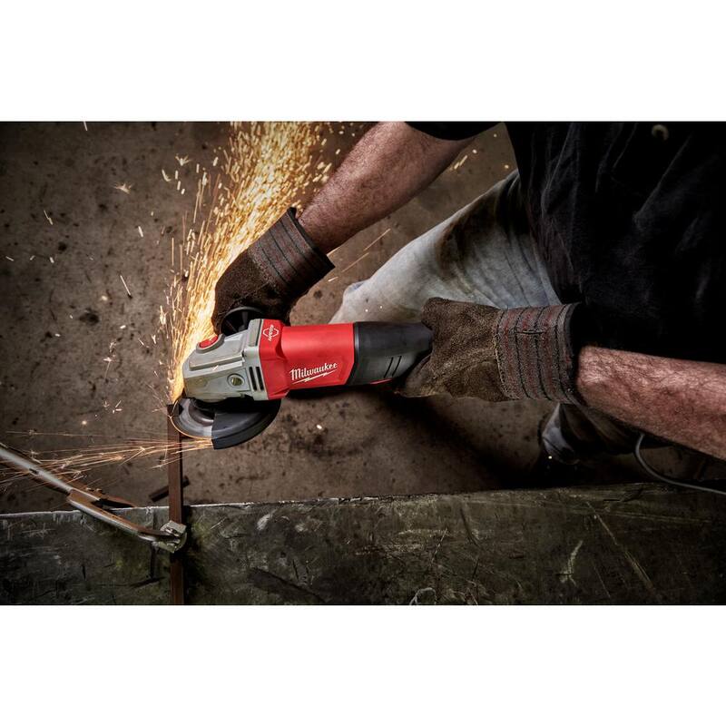 Amoladora angular pequeña con freno y paleta Milwaukee de 11 amperes y cableado de 4-1/2 o 5 pulgadas (sin bloqueo) - 6143-31