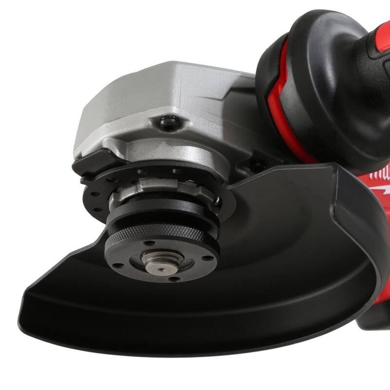Amoladora angular pequeña Milwaukee de 13 amperes y 6 pulgadas con interruptor de bloqueo de paleta - 6161-30