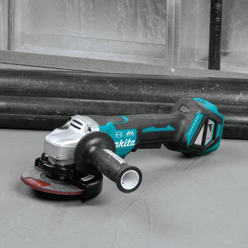 Makita 18V Brushless 4-1/2 in. / 5 in. Amoladora Angular Inalámbrica con Interruptor de Paleta y Freno Eléctrico (Solo Herramienta) - XAG20Z