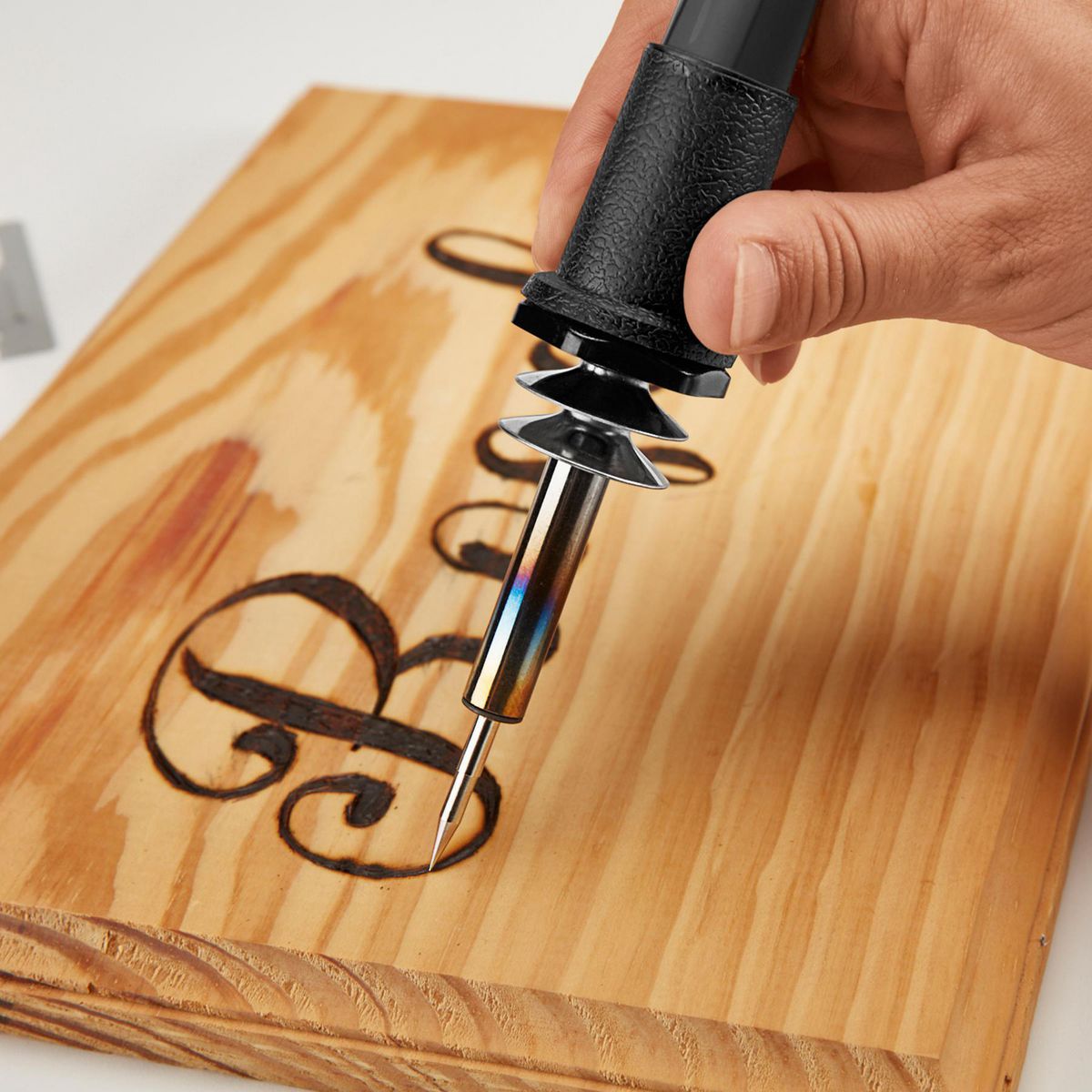 Soldador de madera para pasatiempos Schneider de 30 Watts 5 en 1 - 58863