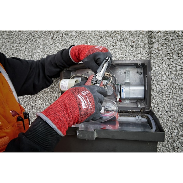 Guantes sumergibles aislados de nivel 4 para el invierno de Milwaukee Tool - Extra Grande (12 pares), nivel de corte A1, 15 ga, rojo/negro - 48-73-7943B