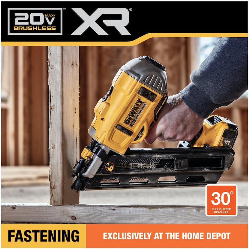 DEWALT 20V MAX XR Clavadora inalámbrica sin escobillas de iones de litio de 2 velocidades 30° con carga de papel de 4.0Ah y cargador - DCN692M1