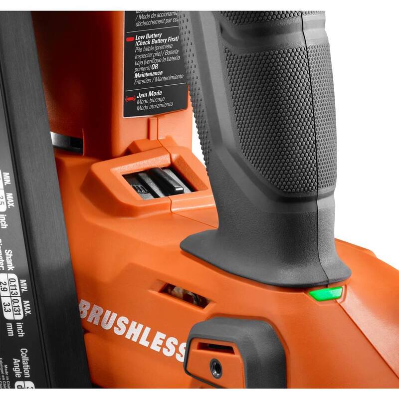 Clavadora inalámbrica sin escobillas RIDGID de 18V de 30 grados y 3-1/2 pulgadas (solo la herramienta) - R09895B