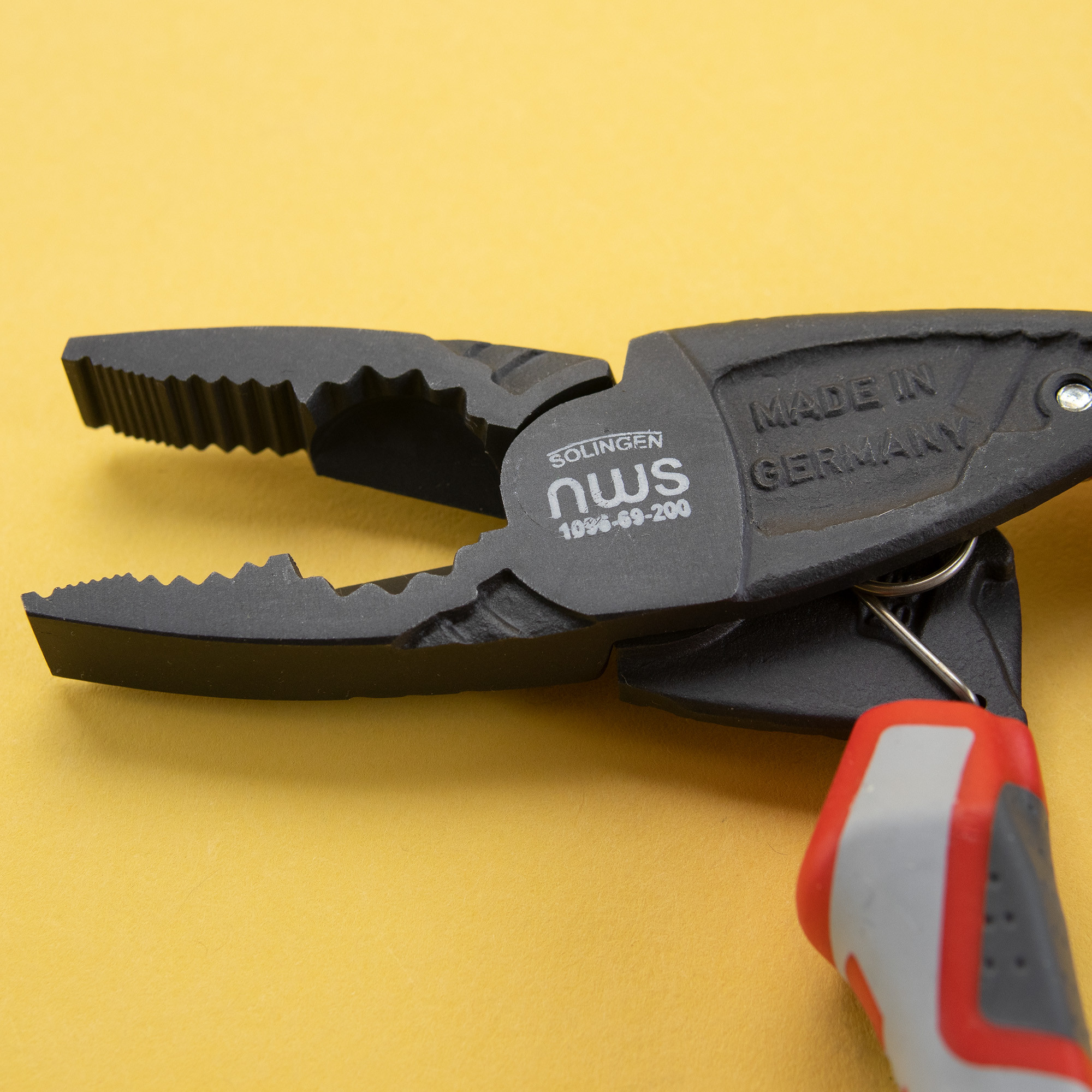 NWS 8" Ergonomic High Leverage Combination Pliers ErgoCombi - TitanFinish - SoftGripp, Tethered Attachment