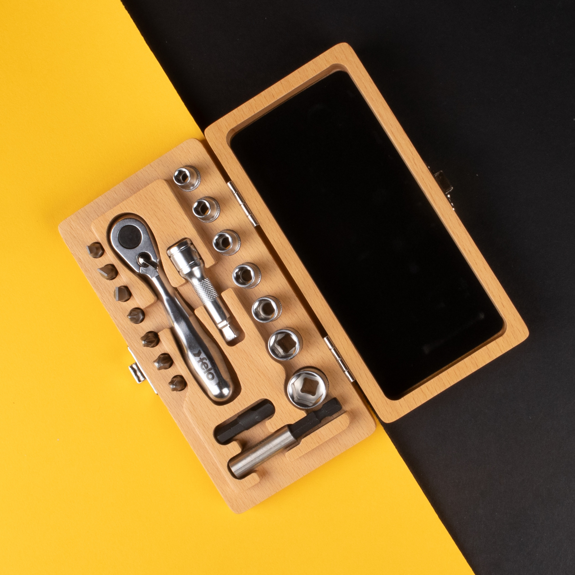 Felo XS 18 Classic 18 pc Wood Case Set - Metric