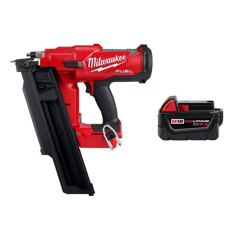 Milwaukee M18 FUEL 3-1/2 pulgadas 18-Voltios 21 grados Sin escobillas Clavadora inalámbrica para estructuras y batería de capacidad extendida XC M18 18-Voltios 5.0 Ah - 2744-20-48-11-1850.