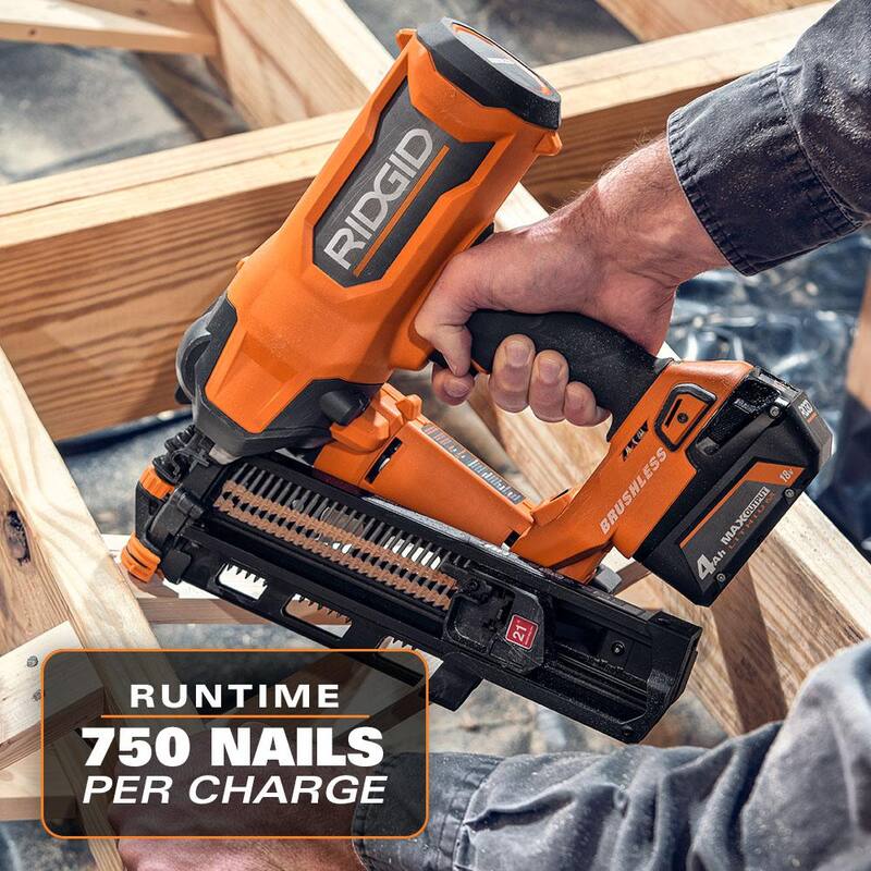 RIDGID 18V (2) Baterías de 4.0 Ah y kit de cargador con Clavadora Inalámbrica de 21° para Armazón - AC93044SBN-R09894B