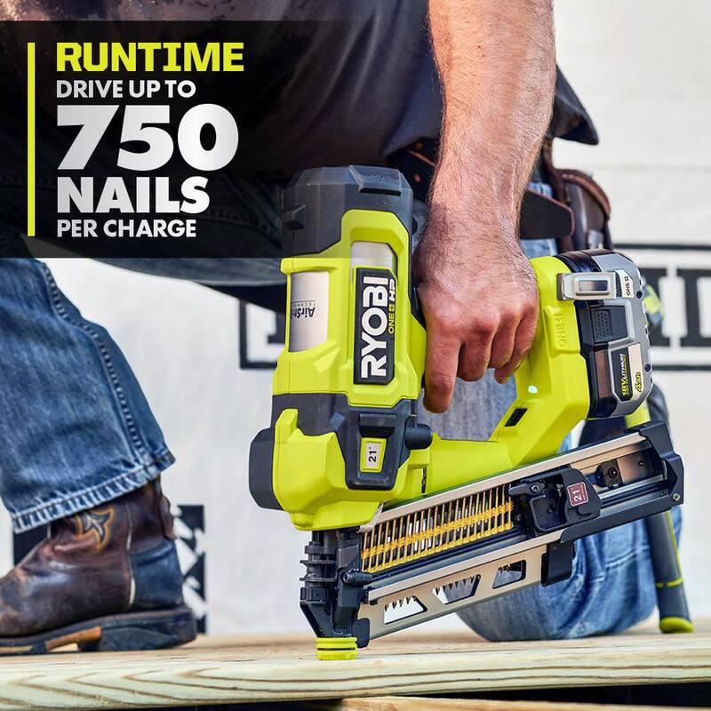 RYOBI ONE+ HP 18V Clavadora neumática sin escobillas inalámbrica AirStrike de 21° para armado de marcos con kit de batería de 4Ah, cargador y cargador de capacidad extendida de 21° - PBL345K-A102EM211.