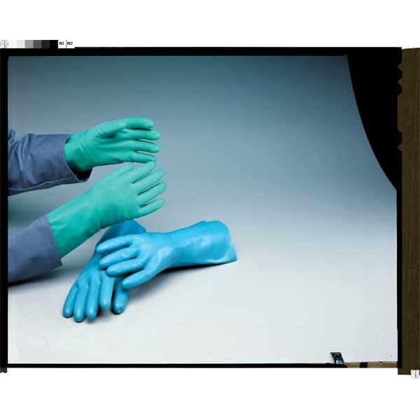 Guantes resistentes a químicos de 13" Honeywell North, nitrilo, talla 9, 1 par - LA172G/9