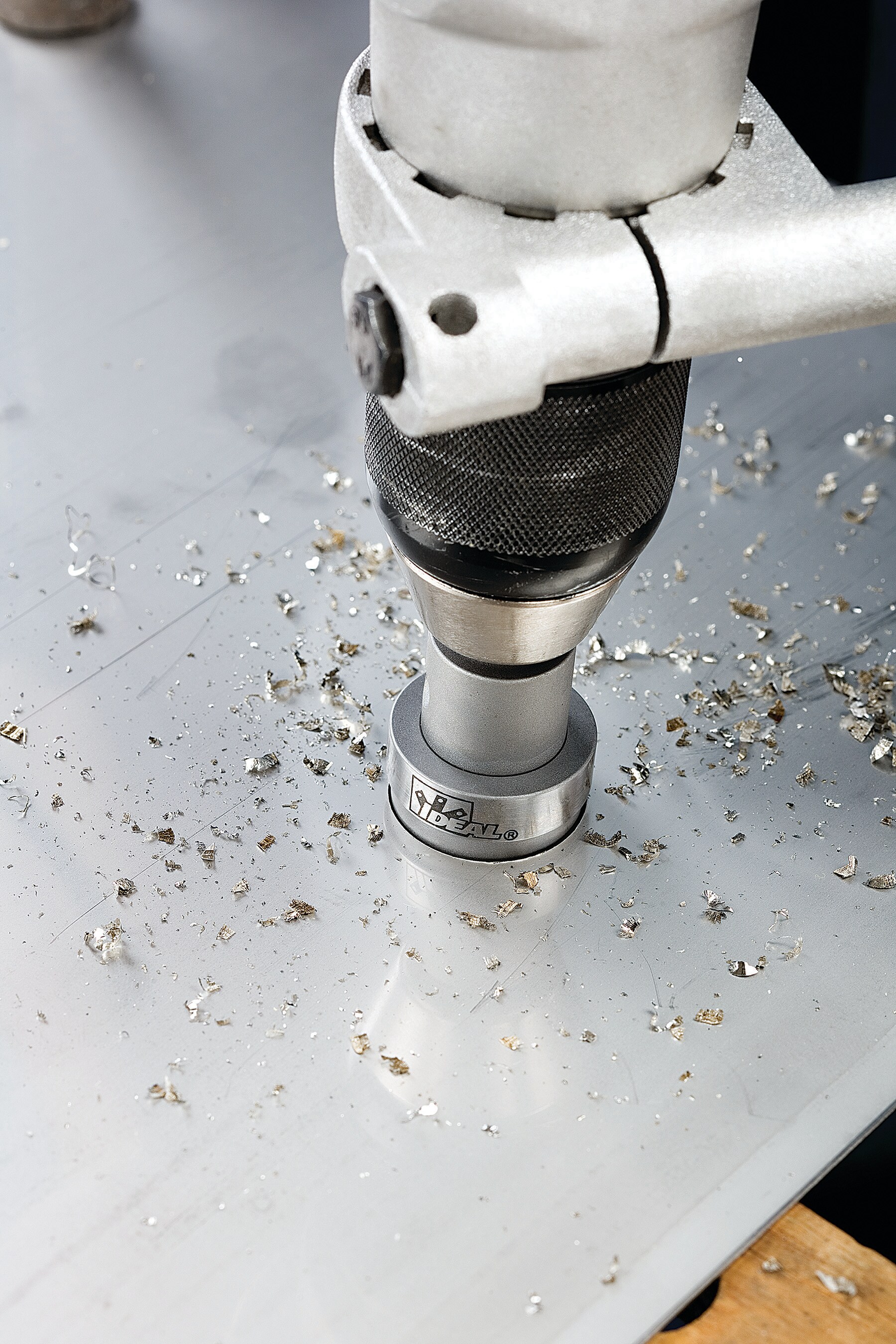 IDEAL 4-in Carbide-tipped Non-arbored Hole Saw
