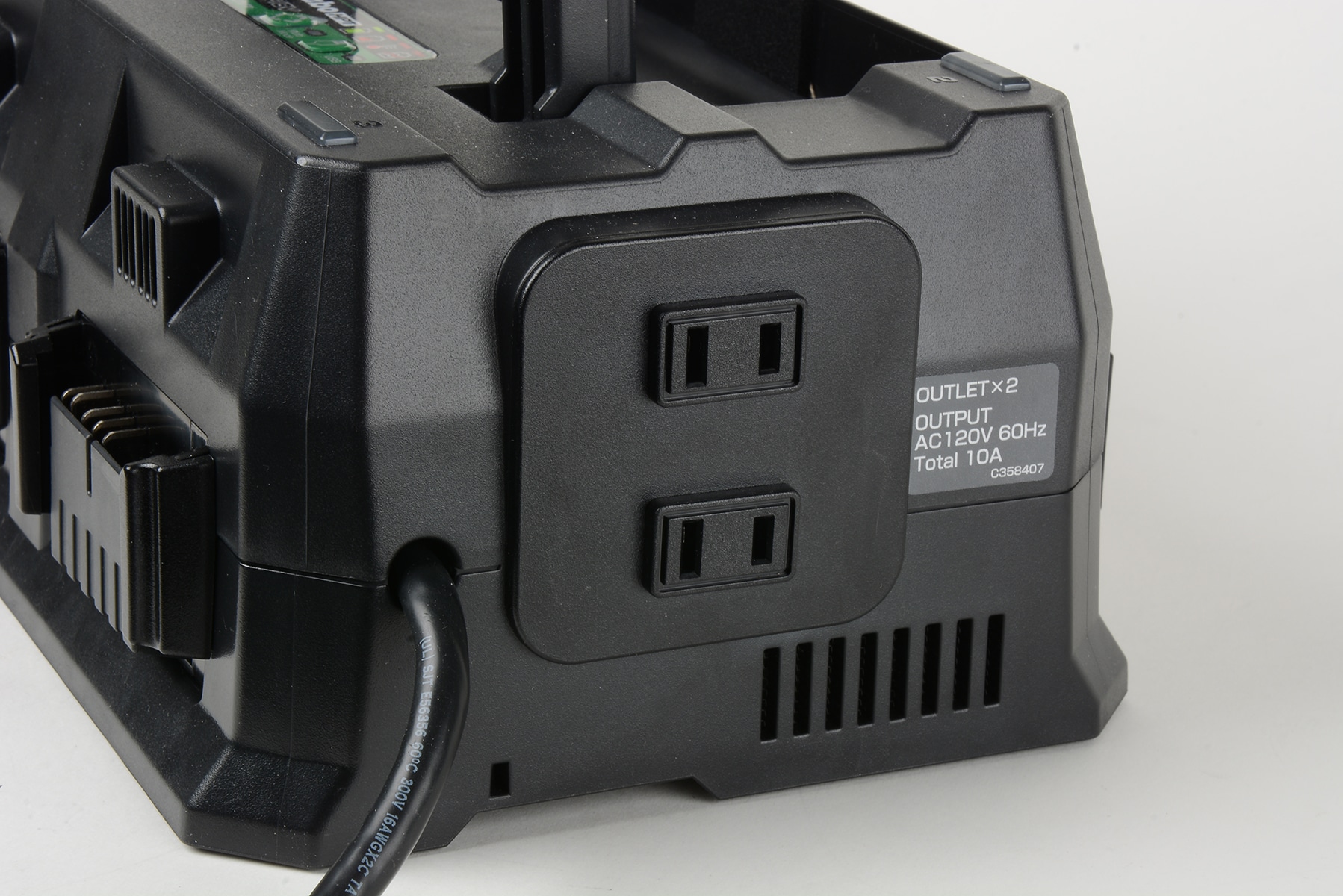 Cargador de batería de iones de litio MultiVolt de 36 V Metabo HPT UC18YTSLM