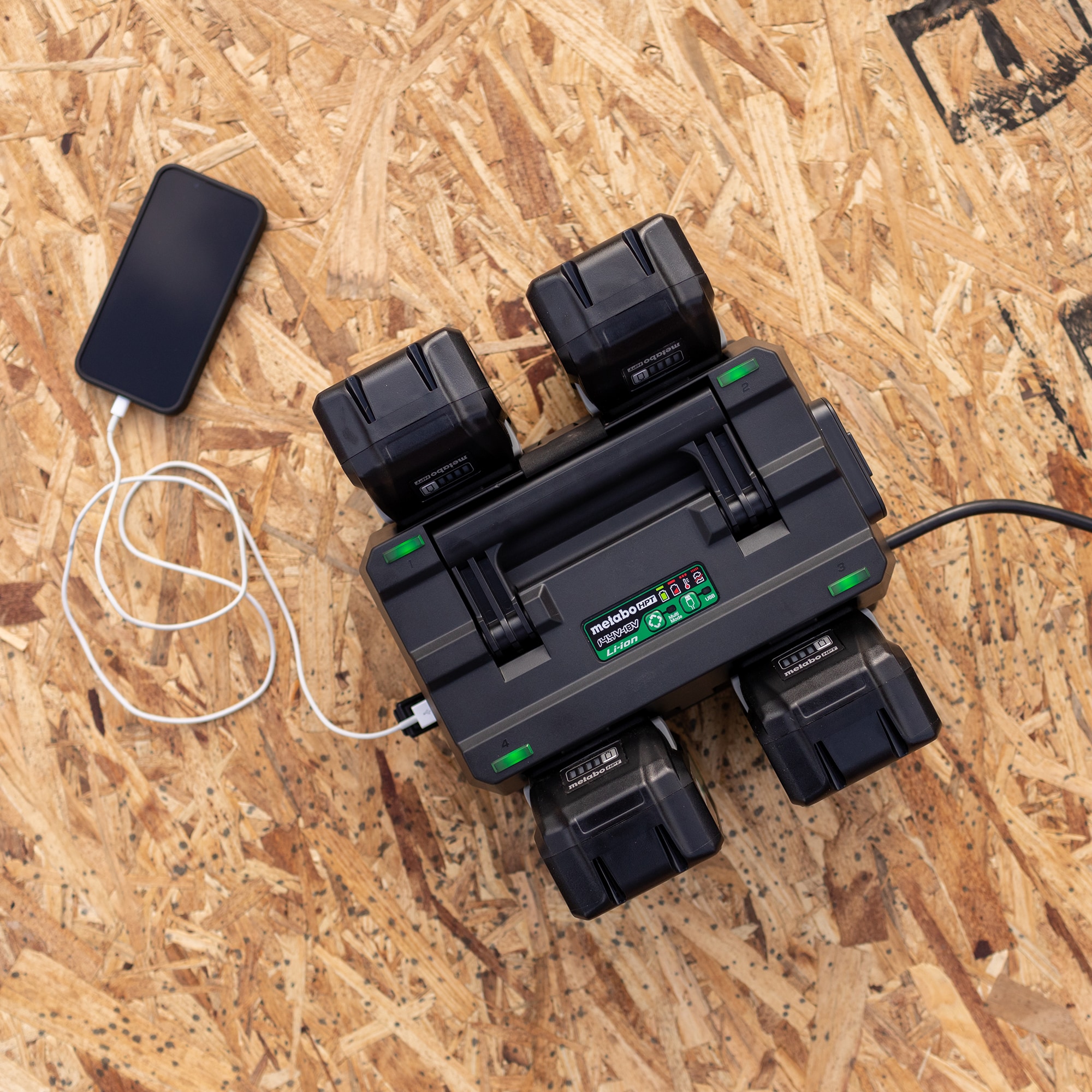Cargador de batería de iones de litio MultiVolt de 36 V Metabo HPT UC18YTSLM