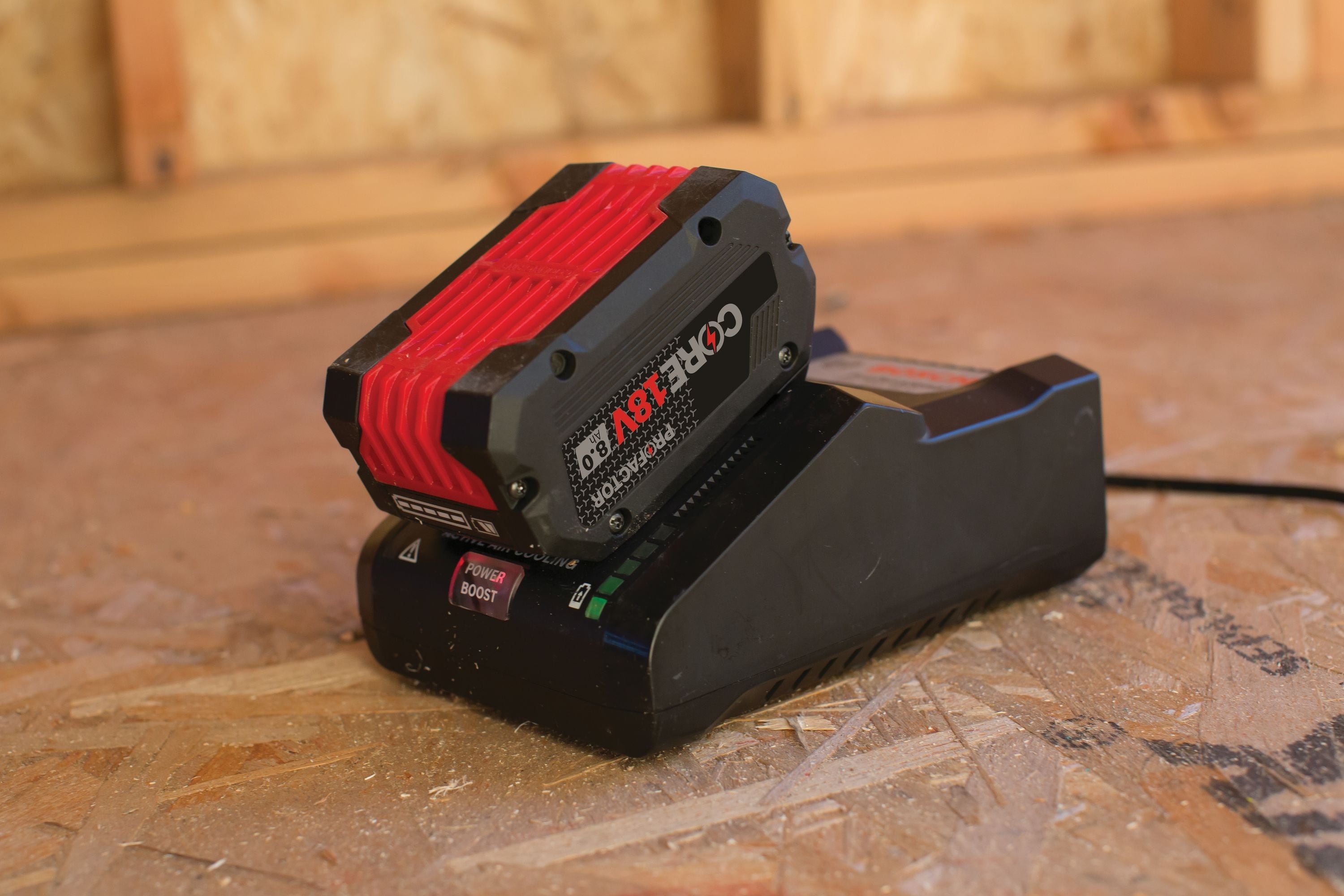 Cargador de batería de iones de litio de 18 V de Bosch GAL18V-160C
