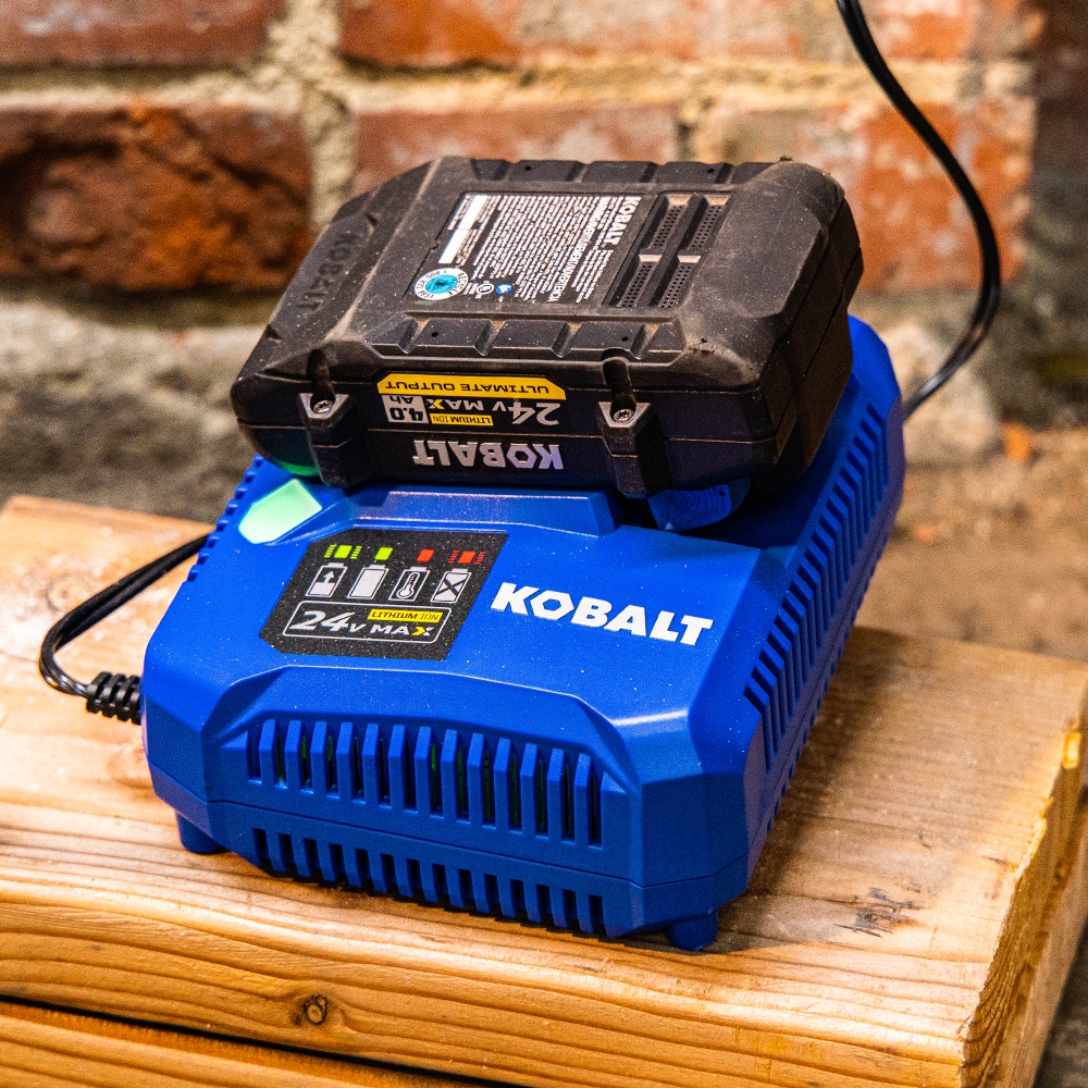 Cargador de batería de 24 V de iones de litio Kobalt KCH 2411-03