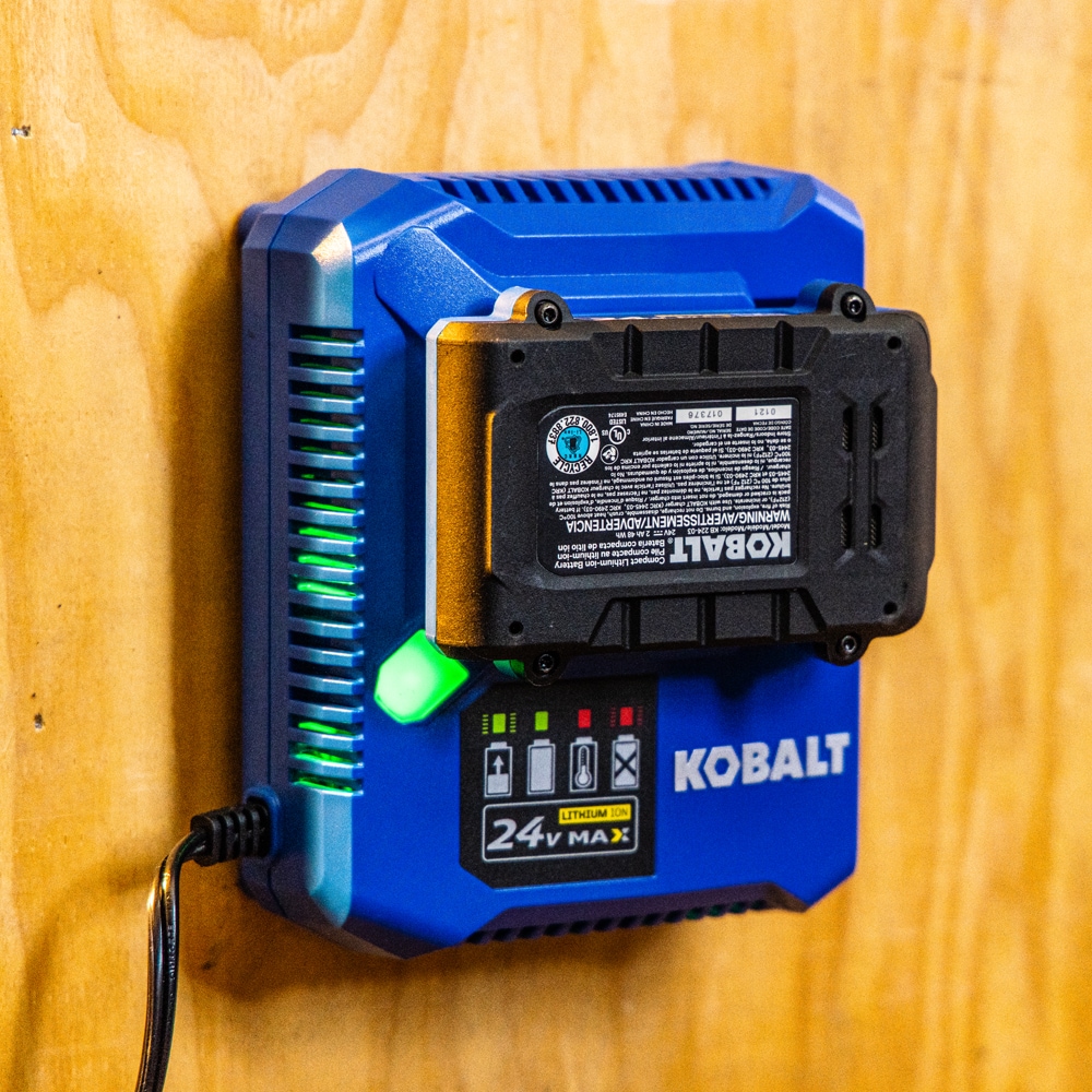 Cargador de batería de 24 V de iones de litio Kobalt KCH 2411-03