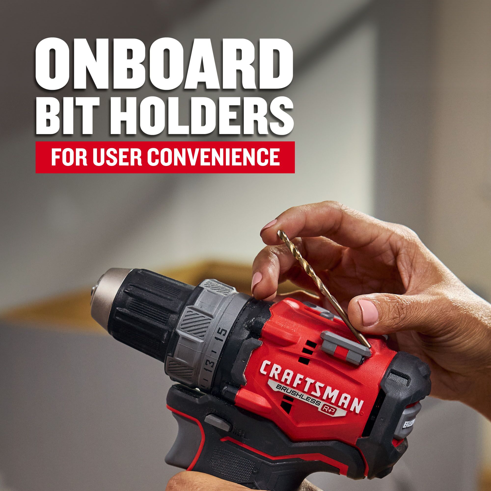 

Taladro inalámbrico sin escobillas Craftsman V20 RP de 20 voltios máx. de 1/2 pulgadas sin llave (incluye 2 baterías y bolsa suave) CMCD725D2