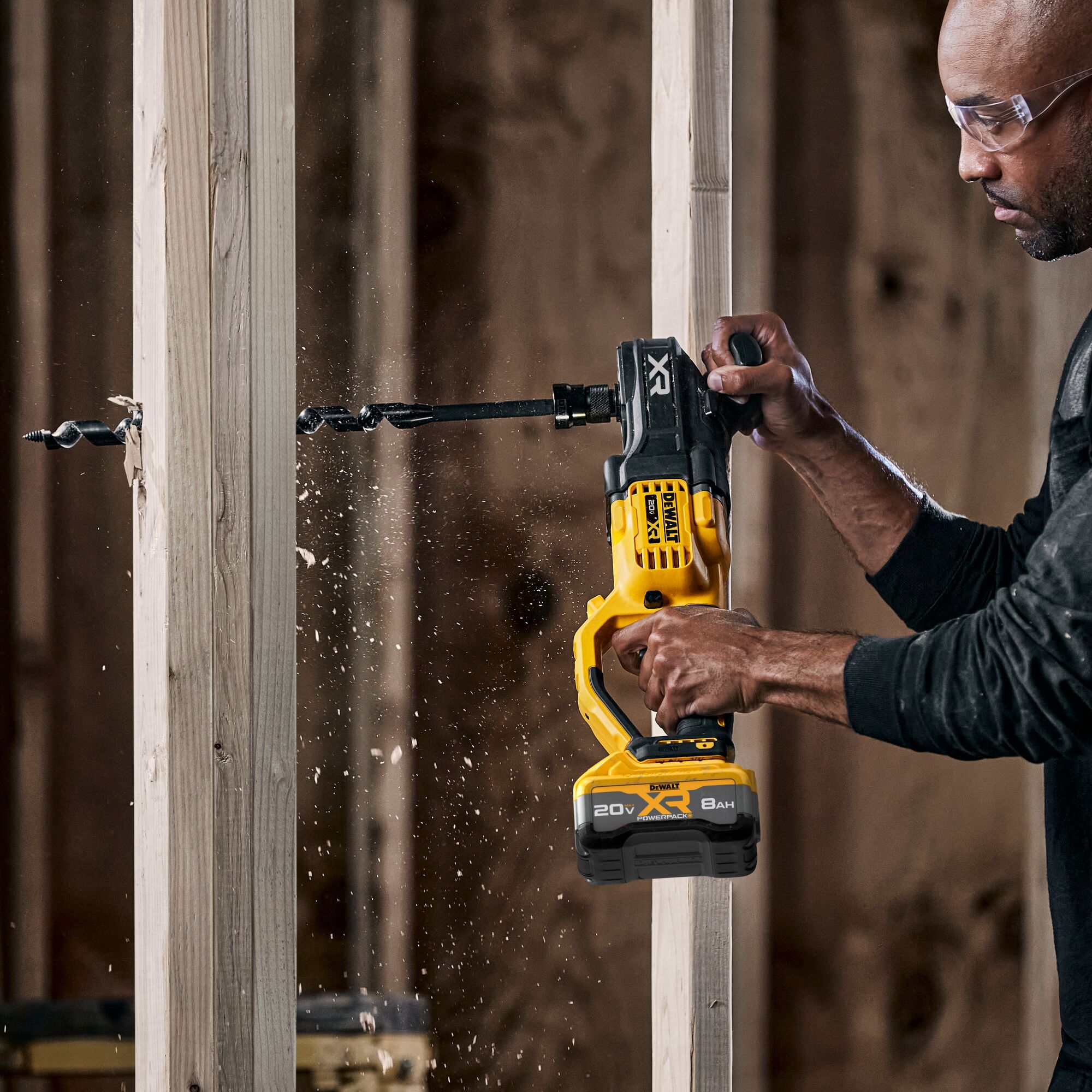 Taladro inalámbrico sin escobillas DEWALT XR de 20 voltios máximo con llave de 7/16 pulgadas (bolsa suave incluida) DCD447WW1