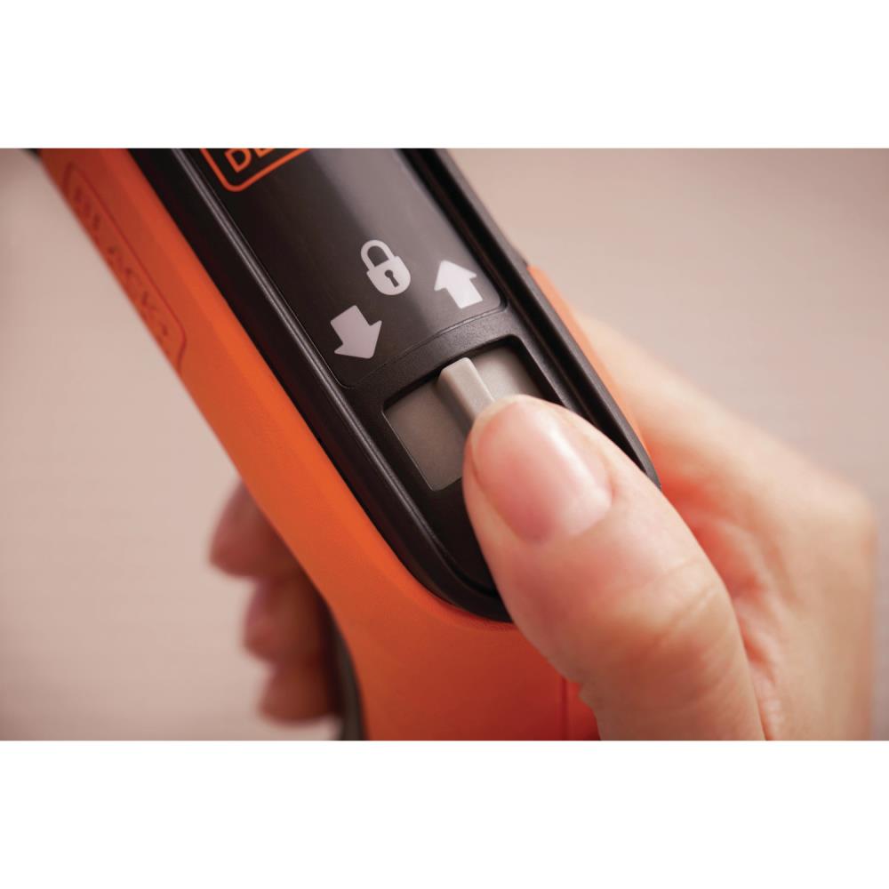 Atornillador inalámbrico BLACK+DECKER de 4 voltios y 1/4 de pulgada (Incluye batería y cargador) BCRTA601I