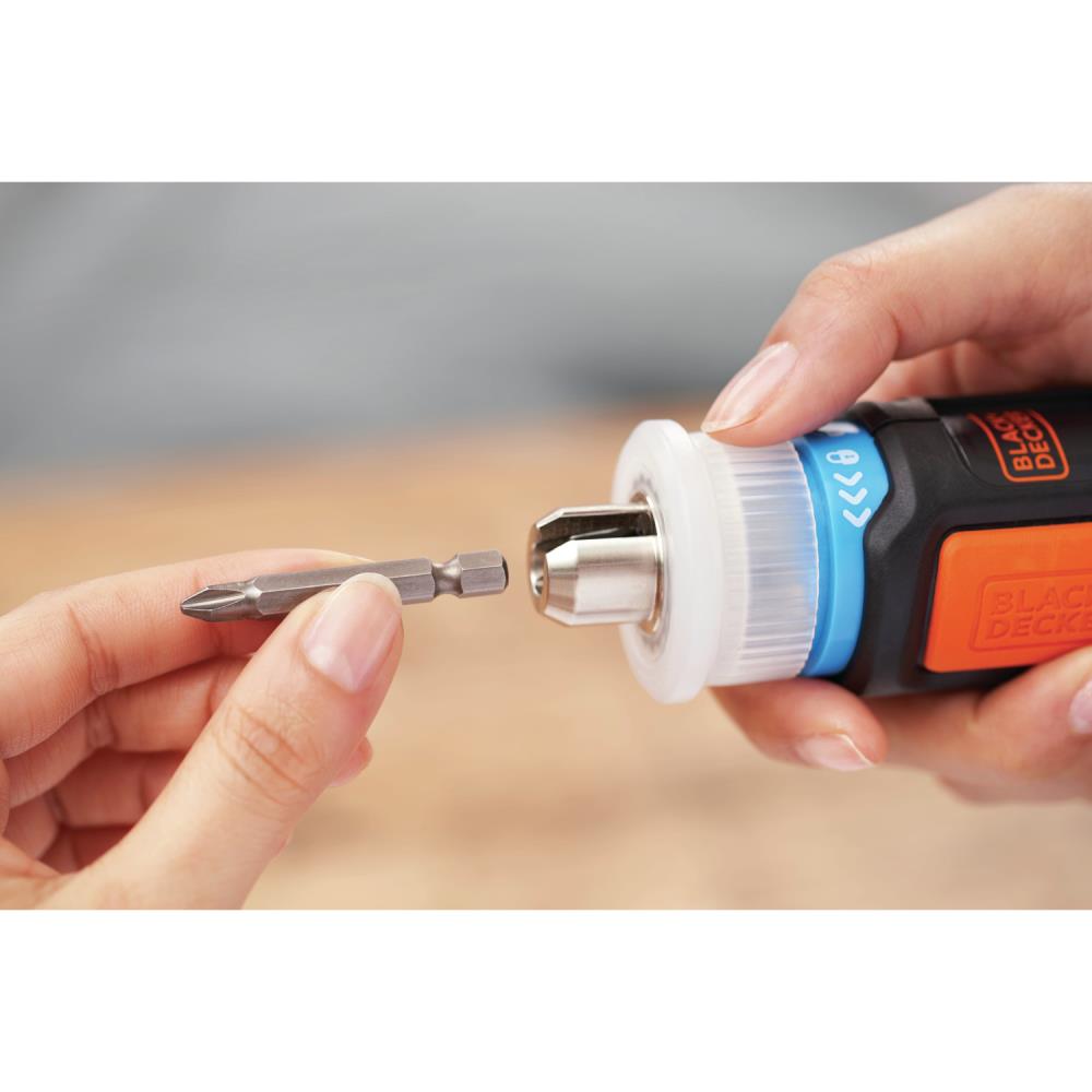 Atornillador inalámbrico BLACK+DECKER de 4 voltios y 1/4 de pulgada (Incluye batería y cargador) BCRTA601I