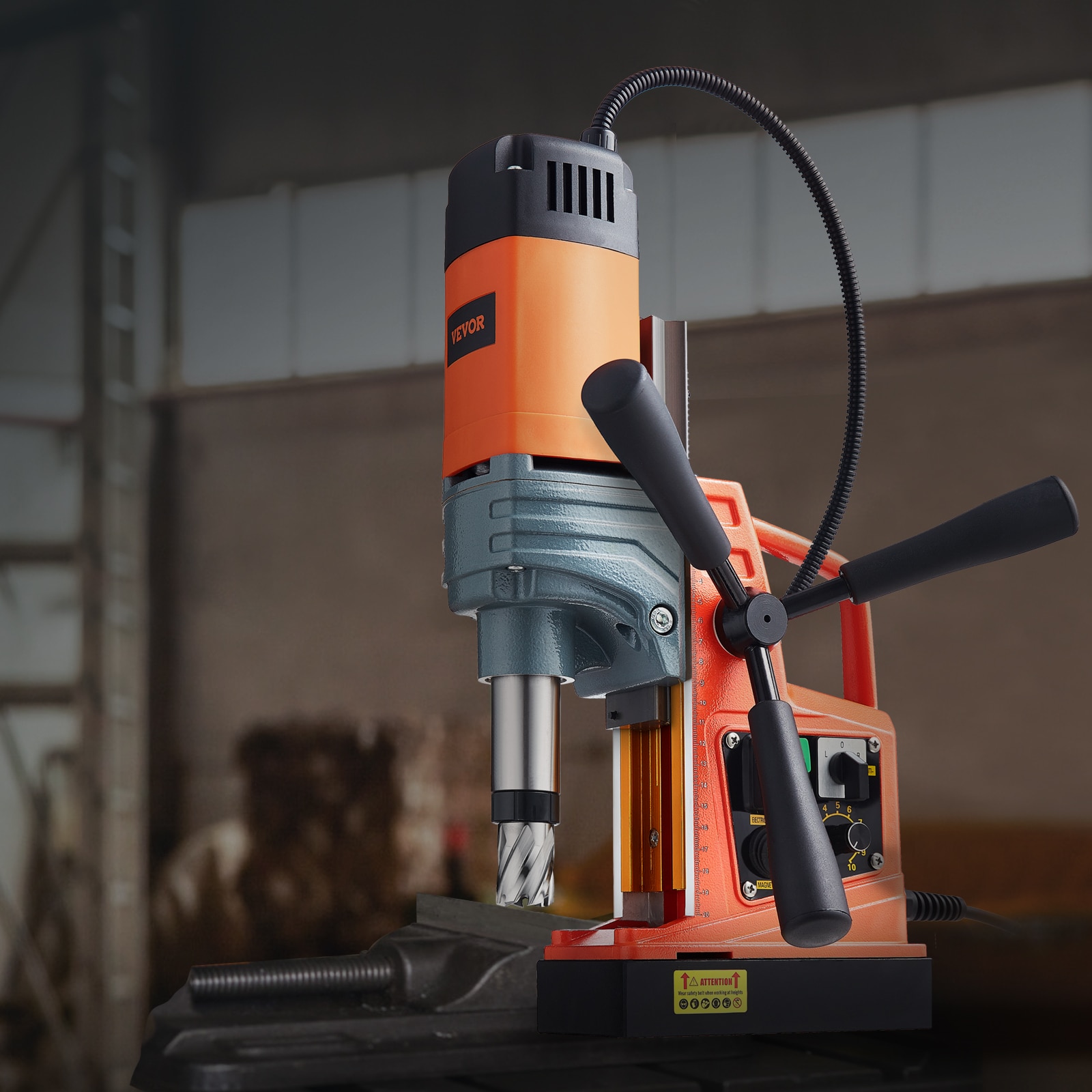 Taladro magnético de velocidad variable 1450W 12800N VEVOR - Prensa de banco de perforación CLZTJJTM650MMO9QZV1