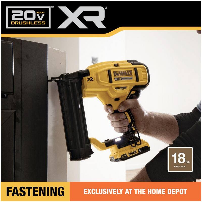 Kit de clavadora inalámbrica DEWALT 20V MAX XR de iones de litio de calibre 18 - DCN680D1