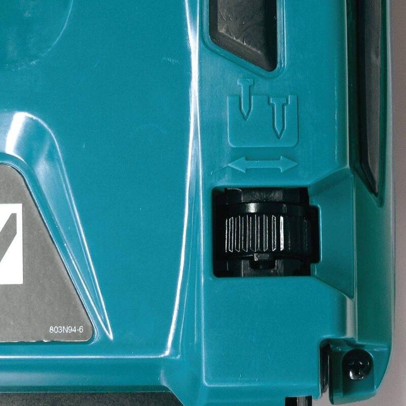 Clavadora inalámbrica de clavos de calibre 18 con batería de iones de litio LXT de 18V de Makita (Herramienta solamente) - XNB01Z