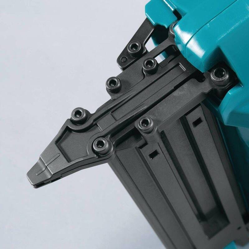 Clavadora inalámbrica de clavos de calibre 18 con batería de iones de litio LXT de 18V de Makita (Herramienta solamente) - XNB01Z