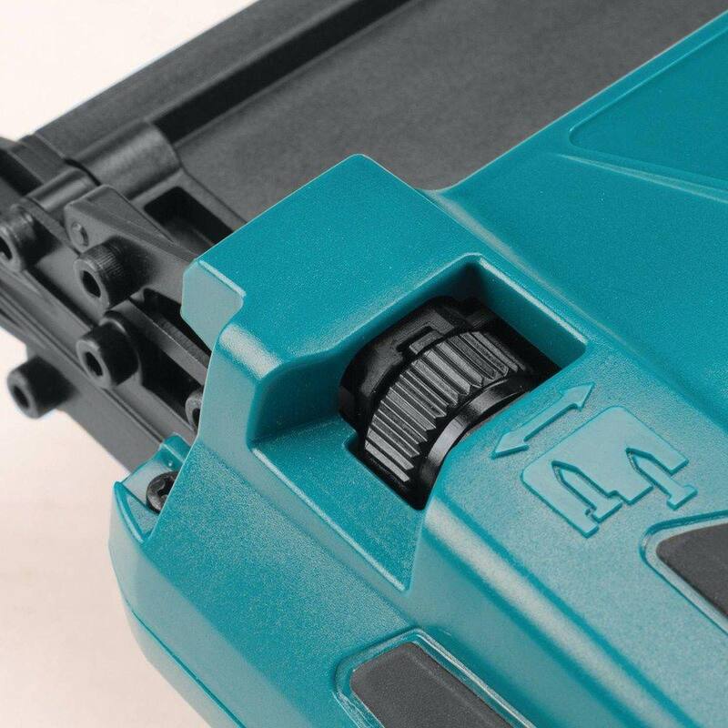 Clavadora inalámbrica de clavos de calibre 18 con batería de iones de litio LXT de 18V de Makita (Herramienta solamente) - XNB01Z