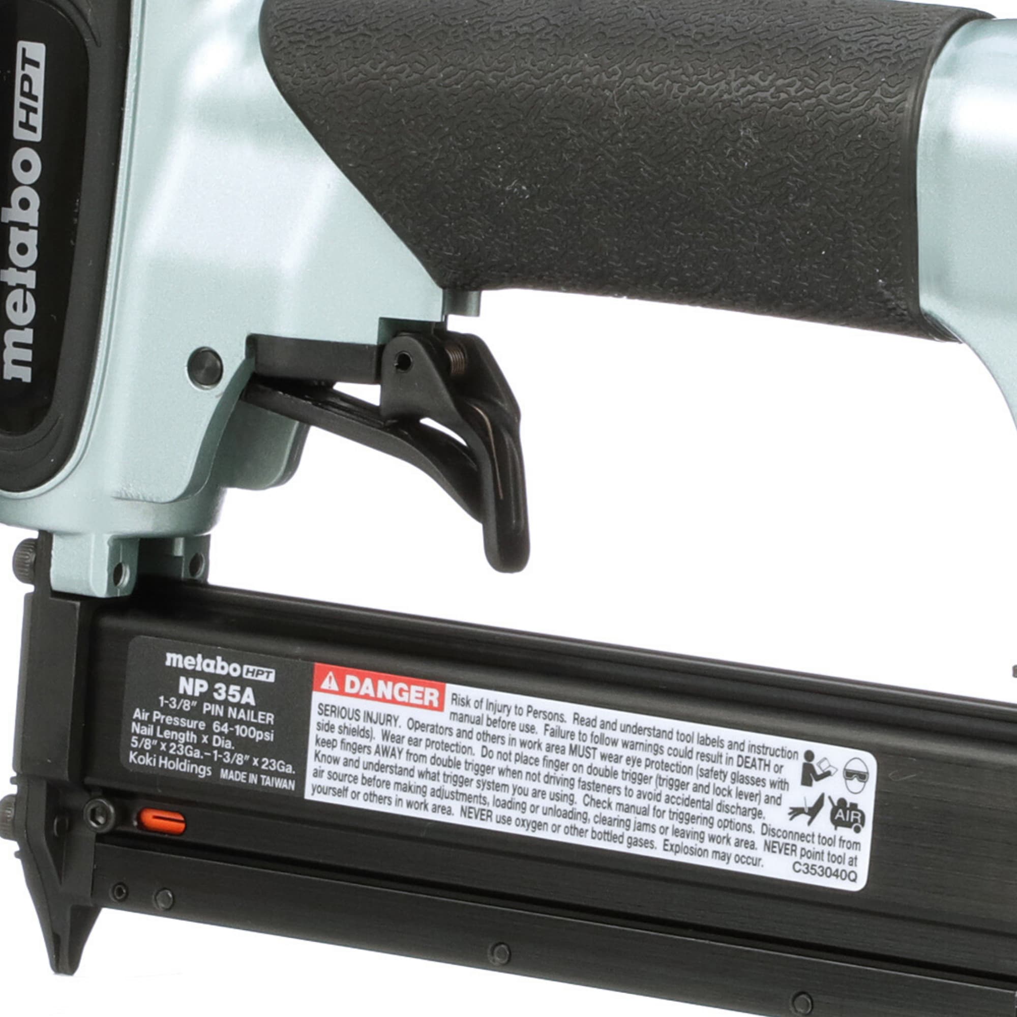 Clavadora neumática de pines de calibre 23 de 1-3/8 pulgadas Metabo HPT NP35AM