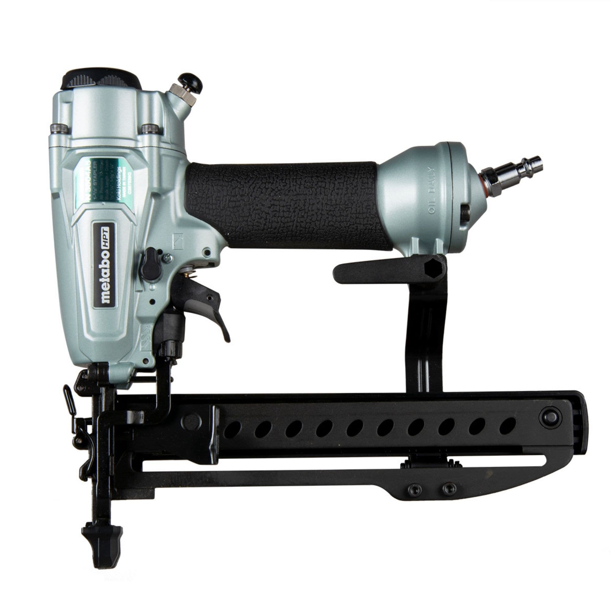 Clavadora neumática de acabado de corona estrecha de calibre 18 de 1/4 pulgadas Metabo HPT N3804A5M